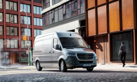 Volkswagen Transporter en Mercedes Benz Sprinter winnaars Bestelauto Expo Publieksprijs 2020