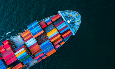 Verschepingen vanuit China zijn weer op gang. Containerprijzen flink gedaald.