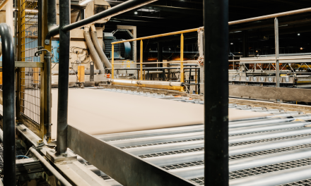 Unilin investeert in de grootste recyclefabriek voor MDF ter wereld